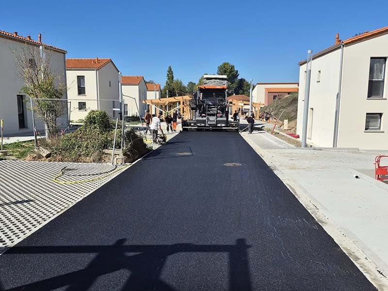 Terrassement Assainissement Enrobe Creation parking Artigues pres Bordeaux Tresses Salleboeuf - Ent Lamagnere Terrassement - Texte 01