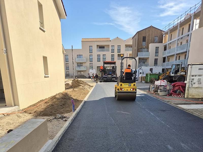 Terrassement Assainissement Enrobe Creation parking Artigues pres Bordeaux Tresses Salleboeuf - Ent Lamagnere Terrassement - Texte 3